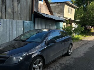 2010 Opel Astra GTC H Рестайлинг, чёрный, 550000 рублей, вид 3
