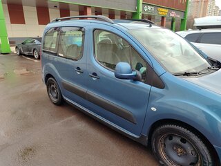 2013 Citroen Berlingo II Рестайлинг, голубой, 700000 рублей, вид 3