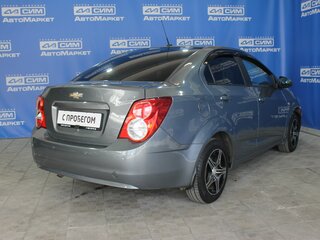 2013 Chevrolet Aveo II, серый, 360000 рублей, вид 4