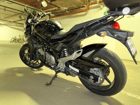 2011 Suzuki SFV 650 Gladius, чёрный, 450000 рублей, вид 4
