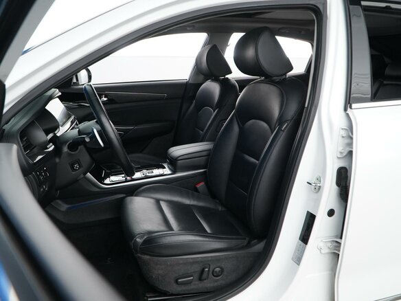 2019 Kia K7 YG (II) Рестайлинг, белый, 2577077 рублей - вид 9