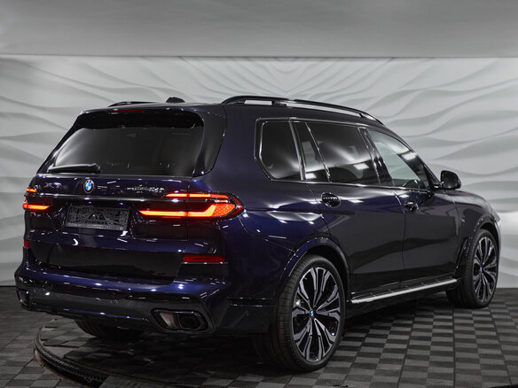 2025 BMW X7 40d I (G07) Рестайлинг, чёрный, 21500000 рублей - вид 7