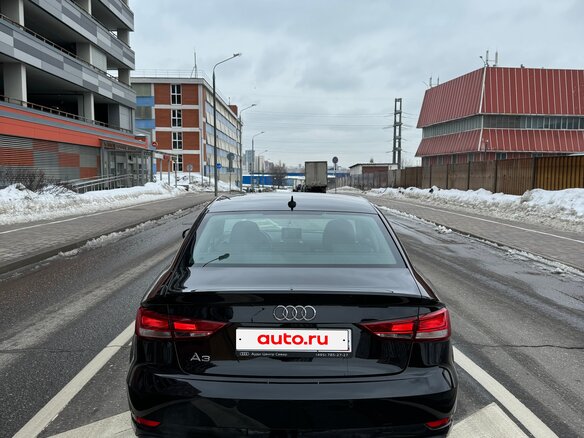 2020 Audi A3 III (8V) Рестайлинг, чёрный, 2699999 рублей - вид 4