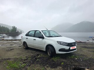 2019 Lada (ВАЗ) Granta I Рестайлинг, белый, 600000 рублей, вид 4