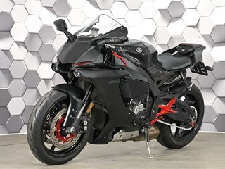 2016 Yamaha YZF-R1, чёрный, 1199000 рублей, вид 2