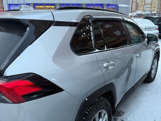 2021 Toyota RAV4 V (XA50), серый, 4500000 рублей, вид 4