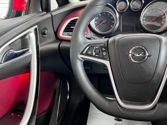 2014 Opel Astra GTC J Рестайлинг, красный - вид 15