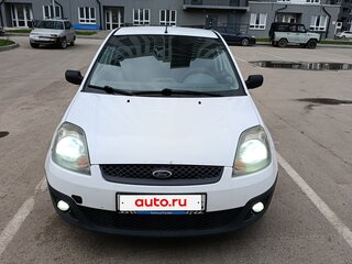 2006 Ford Fiesta Mk5, белый, 290000 рублей, вид 3