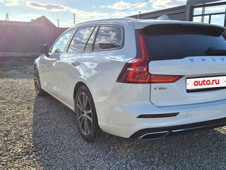 2018 Volvo V60 II, белый, 2341000 рублей, вид 3