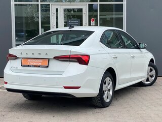 2021 Skoda Octavia IV (A8), белый, 2039000 рублей, вид 2