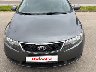 2012 Kia Cerato 6-speed II, серый, 800000 рублей, вид 1