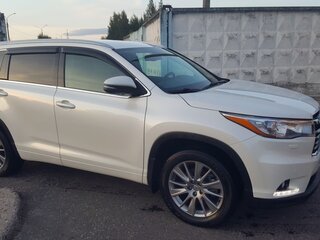 2014 Toyota Highlander III (XU50), белый, 2650000 рублей, вид 2