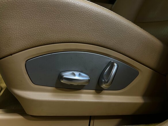 2011 Porsche Panamera 4 I, красный, 2350000 рублей - вид 28