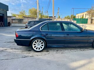 2000 BMW 7 серии 730d III (E38) Рестайлинг, синий, 1040000 рублей, вид 4