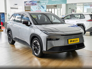 2026 Toyota bZ3X 58.3 kWh, серый, 2640000 рублей, вид 3