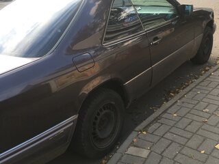 1994 Mercedes-Benz E-Класс 220 I (W124), серый, 430000 рублей, вид 2