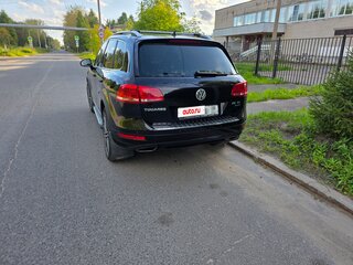 2011 Volkswagen Touareg II, чёрный, 2150000 рублей, вид 4
