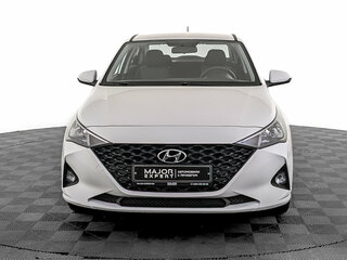 2022 Hyundai Solaris II Рестайлинг, белый, 1620000 рублей, вид 2