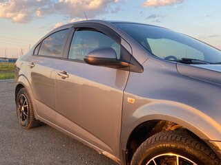 2013 Chevrolet Aveo II, серый, 550000 рублей, вид 4