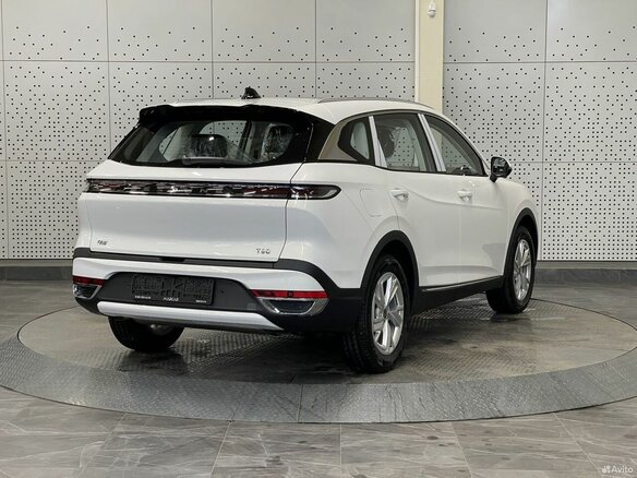 2025 Bestune T90 I, белый, 4031000 рублей - вид 2