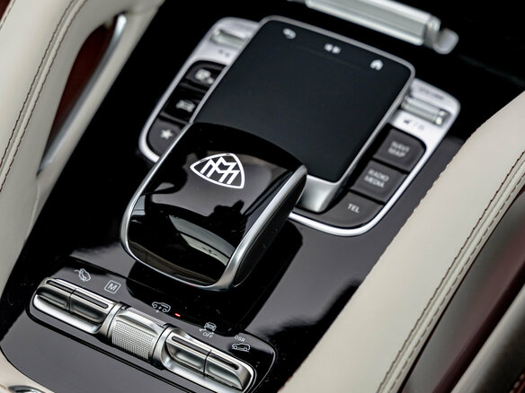 2025 Mercedes-Benz Maybach GLS 600 I Рестайлинг, чёрный, 33690000 рублей - вид 21