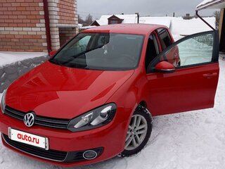 2011 Volkswagen Golf VI, красный, 680000 рублей, вид 2