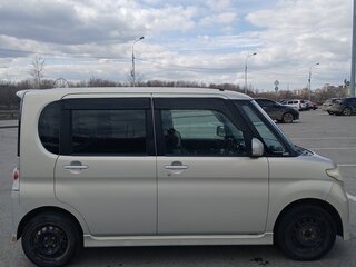 2009 Daihatsu Tanto II, жёлтый, 490000 рублей, вид 4