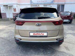 2018 Kia Sportage IV Рестайлинг, золотистый, 2250000 рублей, вид 5
