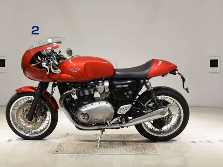 2018 Triumph Thruxton, красный, 899000 рублей, вид 1