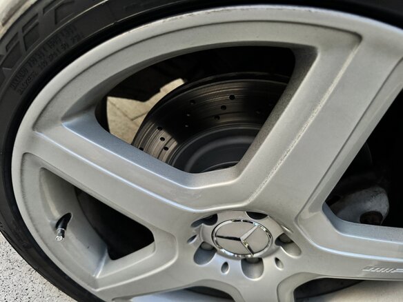 2008 Mercedes-Benz S-Класс 500 V (W221), белый, 2100000 рублей - вид 21