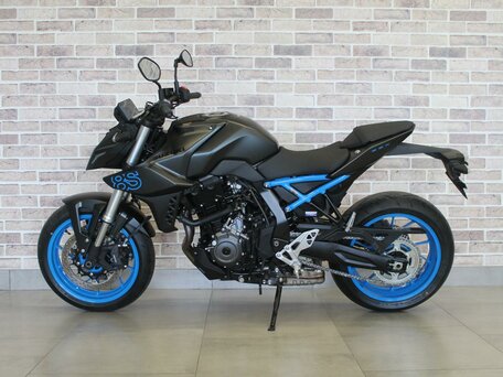 2024 Suzuki GSX-8S, чёрный, 945000 рублей, вид 5