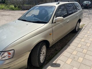 1993 Toyota Caldina I, бежевый, 380000 рублей, вид 1