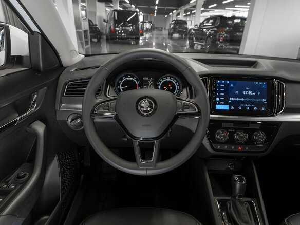 2025 Skoda Kamiq I (China Market), белый, 2780000 рублей - вид 10