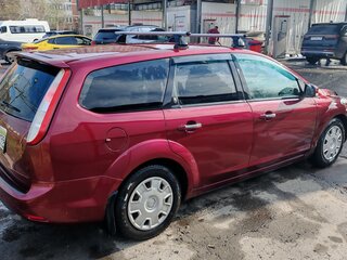 2008 Ford Focus II Рестайлинг, красный, 500000 рублей, вид 4