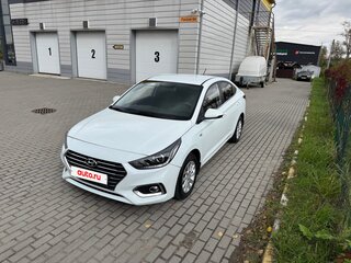 2018 Hyundai Solaris II, белый, 1350000 рублей, вид 1