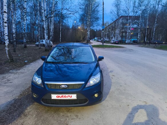 2010 Ford Focus II Рестайлинг, синий, 415000 рублей - вид 1