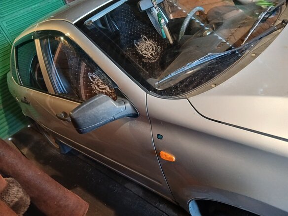 2012 Lada (ВАЗ) Granta I, серебристый, 450000 рублей - вид 2