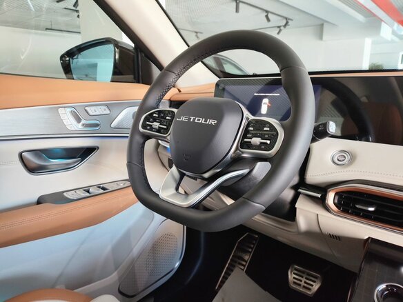 2025 Jetour X70+ I Рестайлинг, чёрный - вид 9