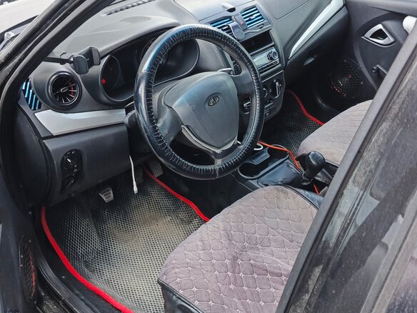 2019 Lada (ВАЗ) Granta I Рестайлинг, чёрный, 300000 рублей - вид 3