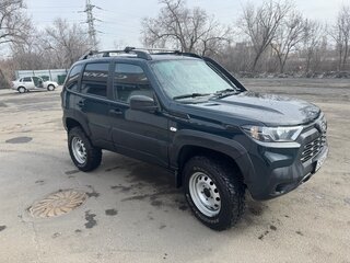 2022 Lada (ВАЗ) Niva Travel I, зелёный, 1100000 рублей, вид 2