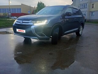 2016 Mitsubishi Outlander III Рестайлинг 2, чёрный, 1690000 рублей, вид 2