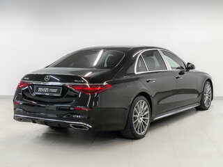 2022 Mercedes-Benz S-Класс 450 Long 4MATIC VII (W223), чёрный, 9500000 рублей, вид 5