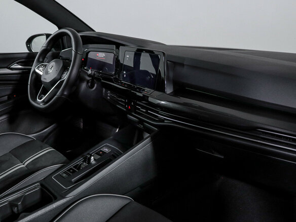 2021 Volkswagen Golf VIII, чёрный - вид 8