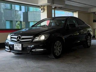 2011 Mercedes-Benz C-Класс 180 III (W204) Рестайлинг, чёрный, 1650000 рублей, вид 2
