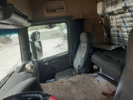 2011 Scania P-series, красный, 1500000 рублей, вид 5