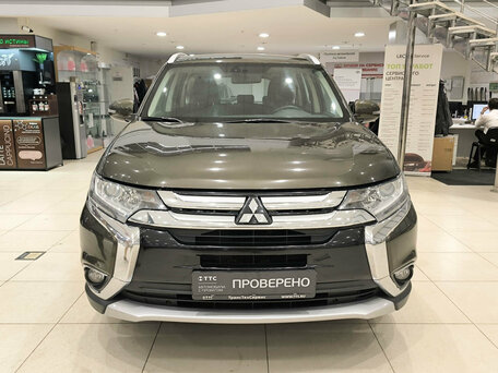 2016 Mitsubishi Outlander III Рестайлинг 2, коричневый, 1730000 рублей, вид 2
