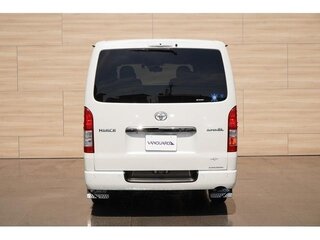2023 Toyota HiAce H200 Рестайлинг, белый, 4672000 рублей, вид 3