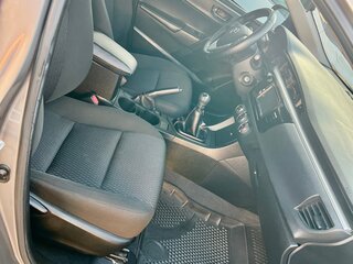 2013 Toyota Corolla XI (E160, E170, E180), серый, 1390000 рублей, вид 3