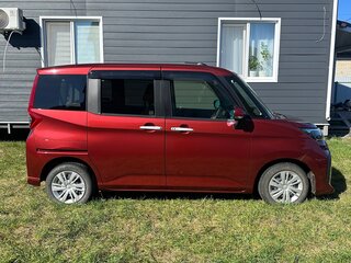 2021 Toyota Roomy I Рестайлинг, красный, 1340000 рублей, вид 2