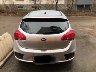 2016 Kia Ceed II Рестайлинг, серебристый, 1300000 рублей, вид 4